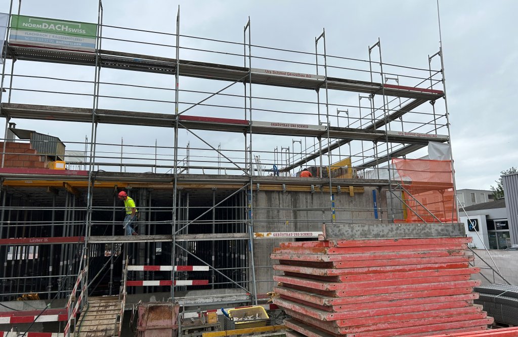 Neubau Gewerbehaus Maya, Decke über EG